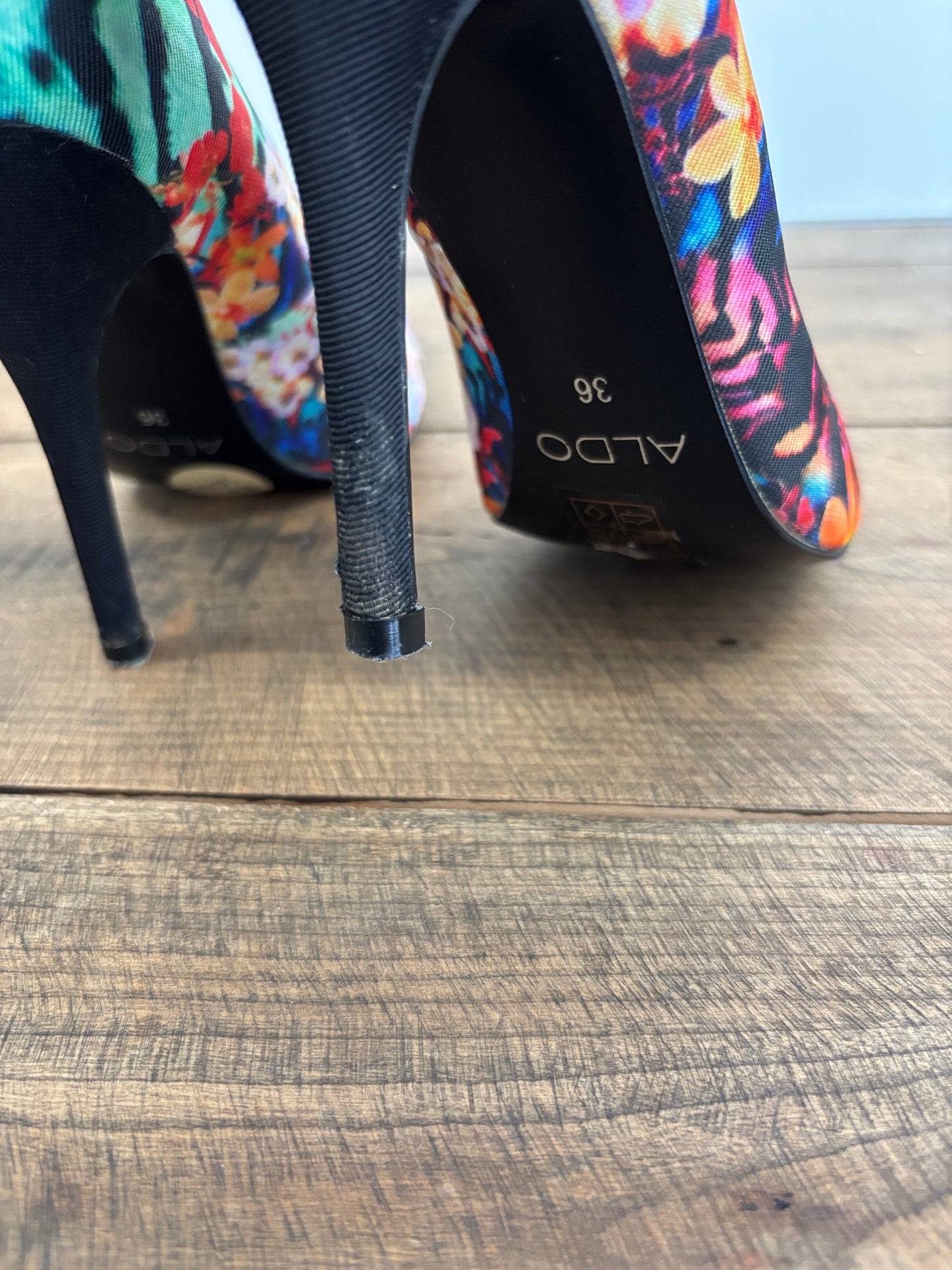 Talon multi couleur fleuri - ALDO