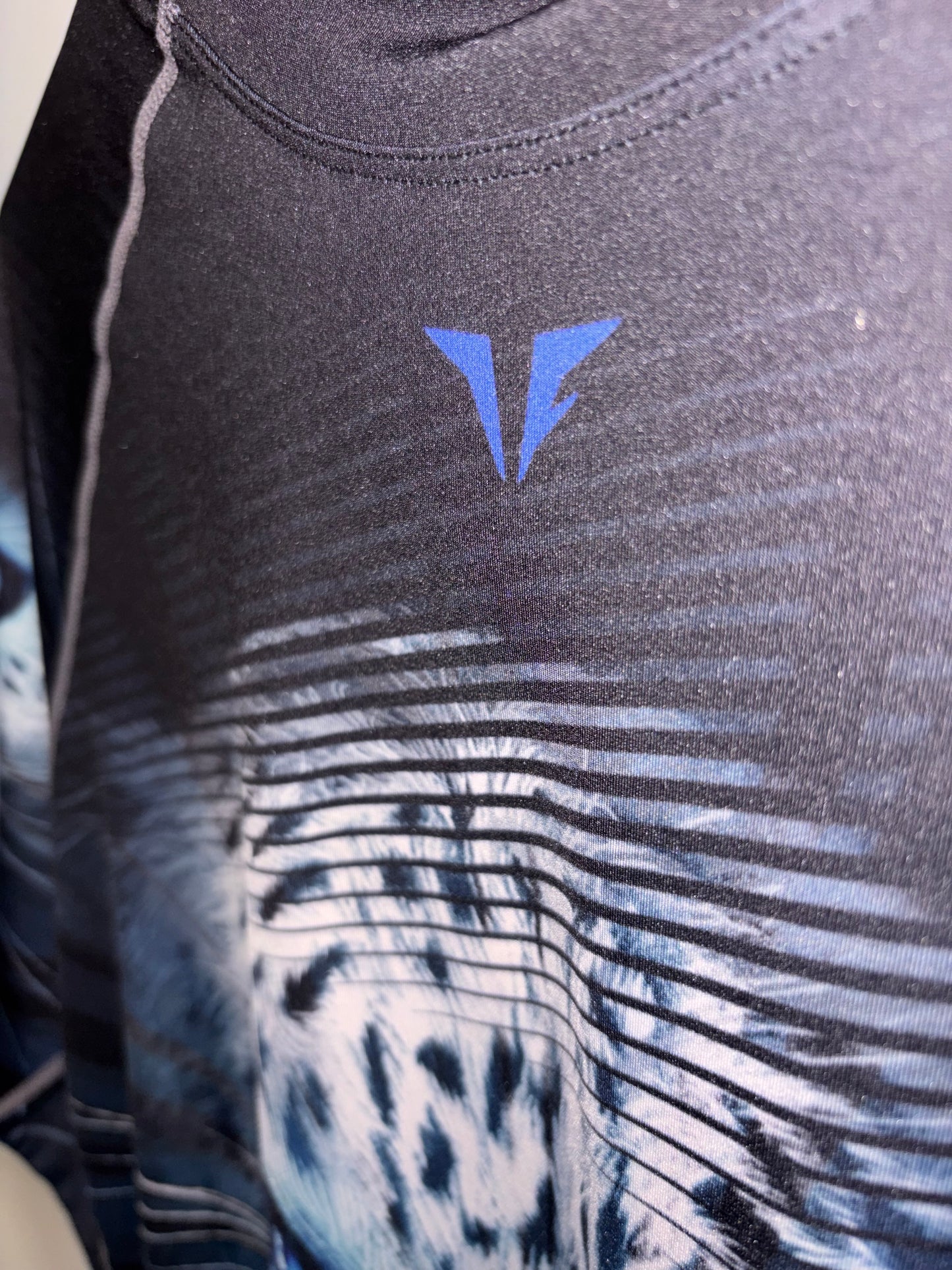 Haut sport homme leopard - Grandeur: Large