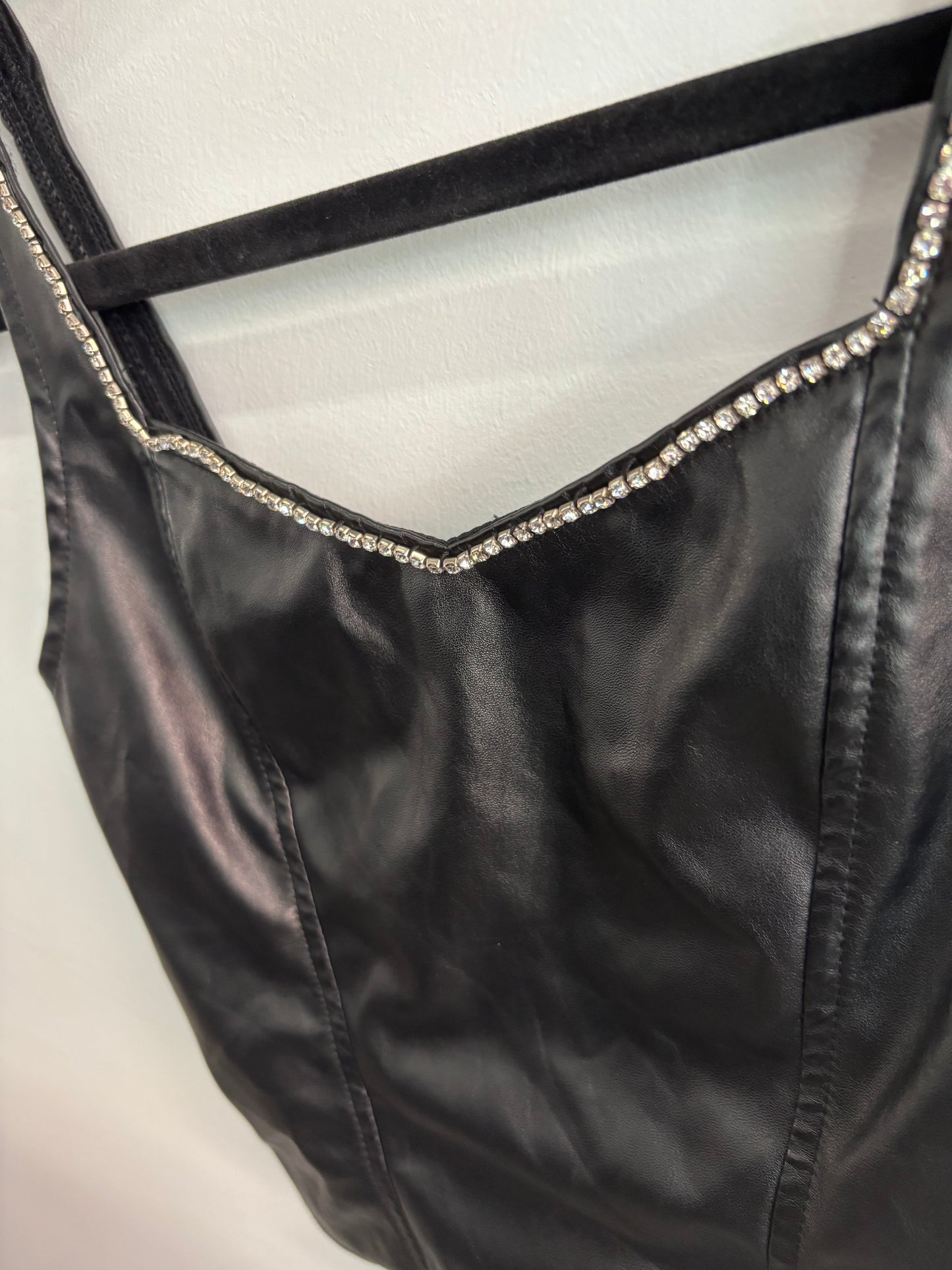 Croc toi top faux cuire et diamand RUE21- Grandeur: Xsmall