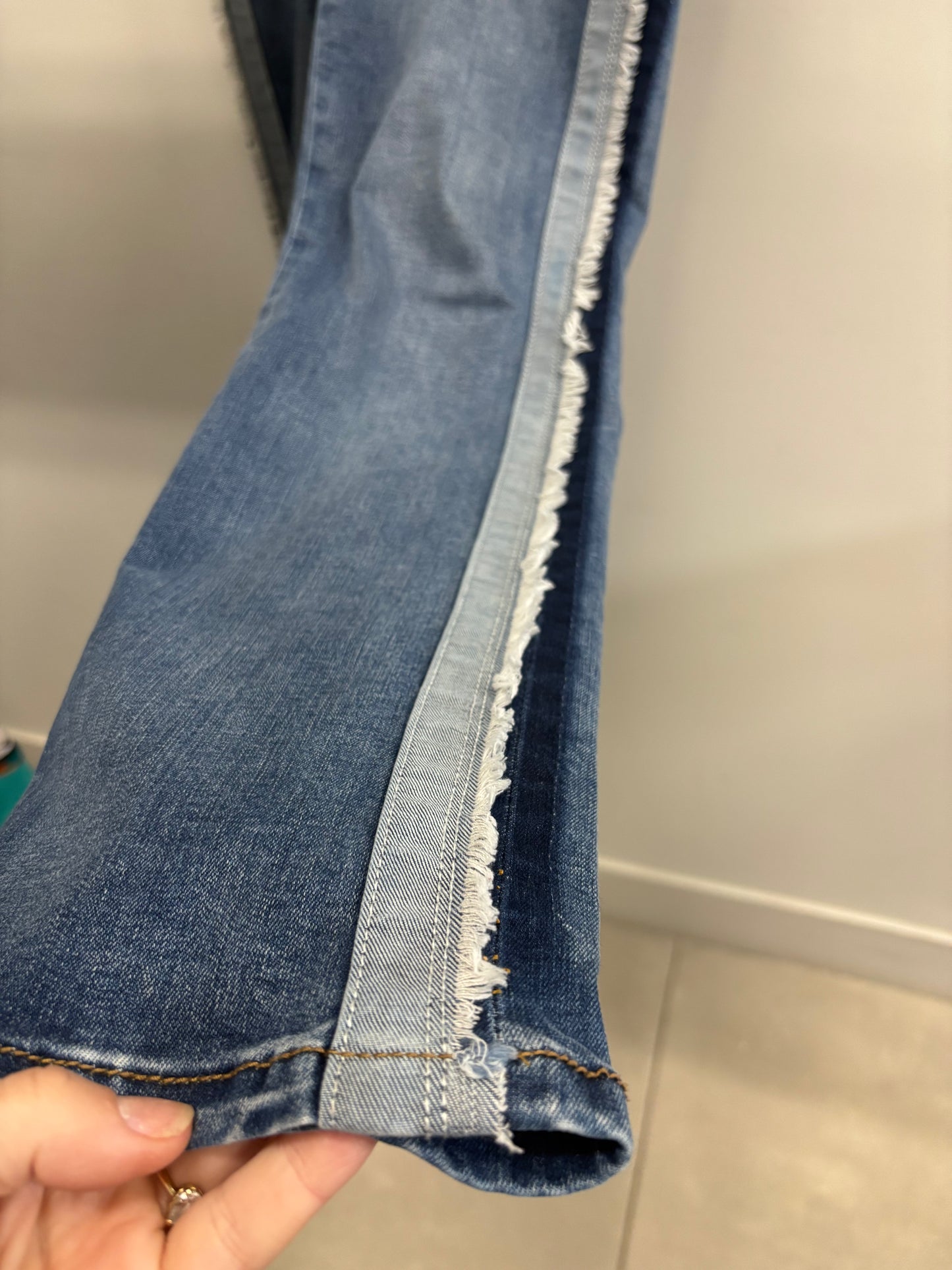 Lola Jeans, Ligne Pâle Denim Coté LOLA JEANS - Grandeur: 31