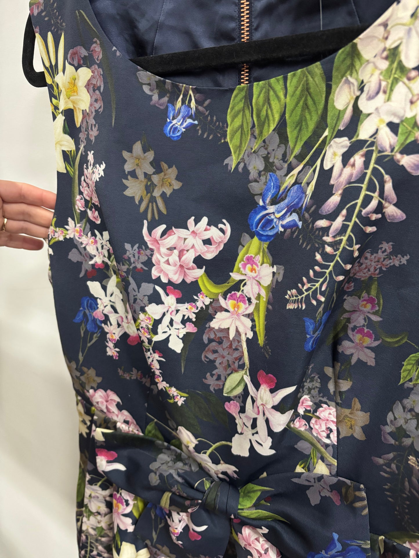 Robe Fleuri Bleu Marin TED BAKER LONDON - Grandeur: 5