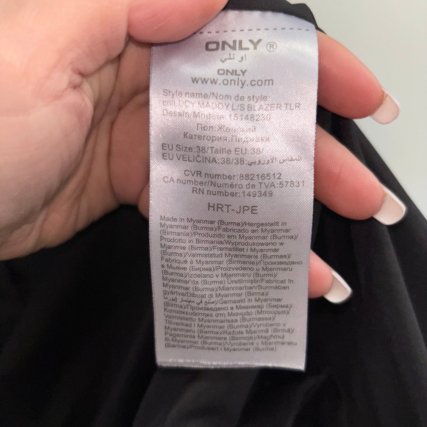 Veston Noir ONLY  - Grandeur: 38