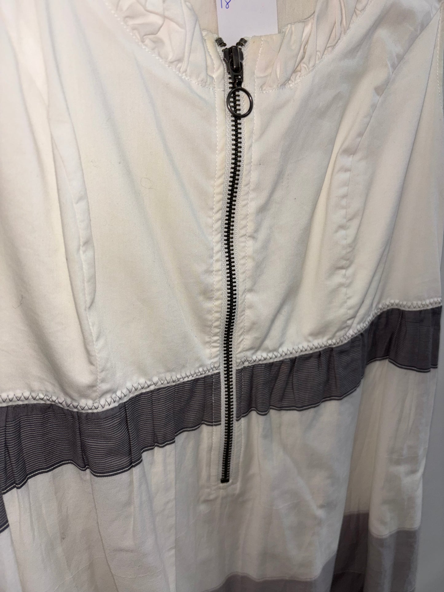 Robe Frou-Frou Blanc & Gris JENSEN WOMAN - Grandeur: 38