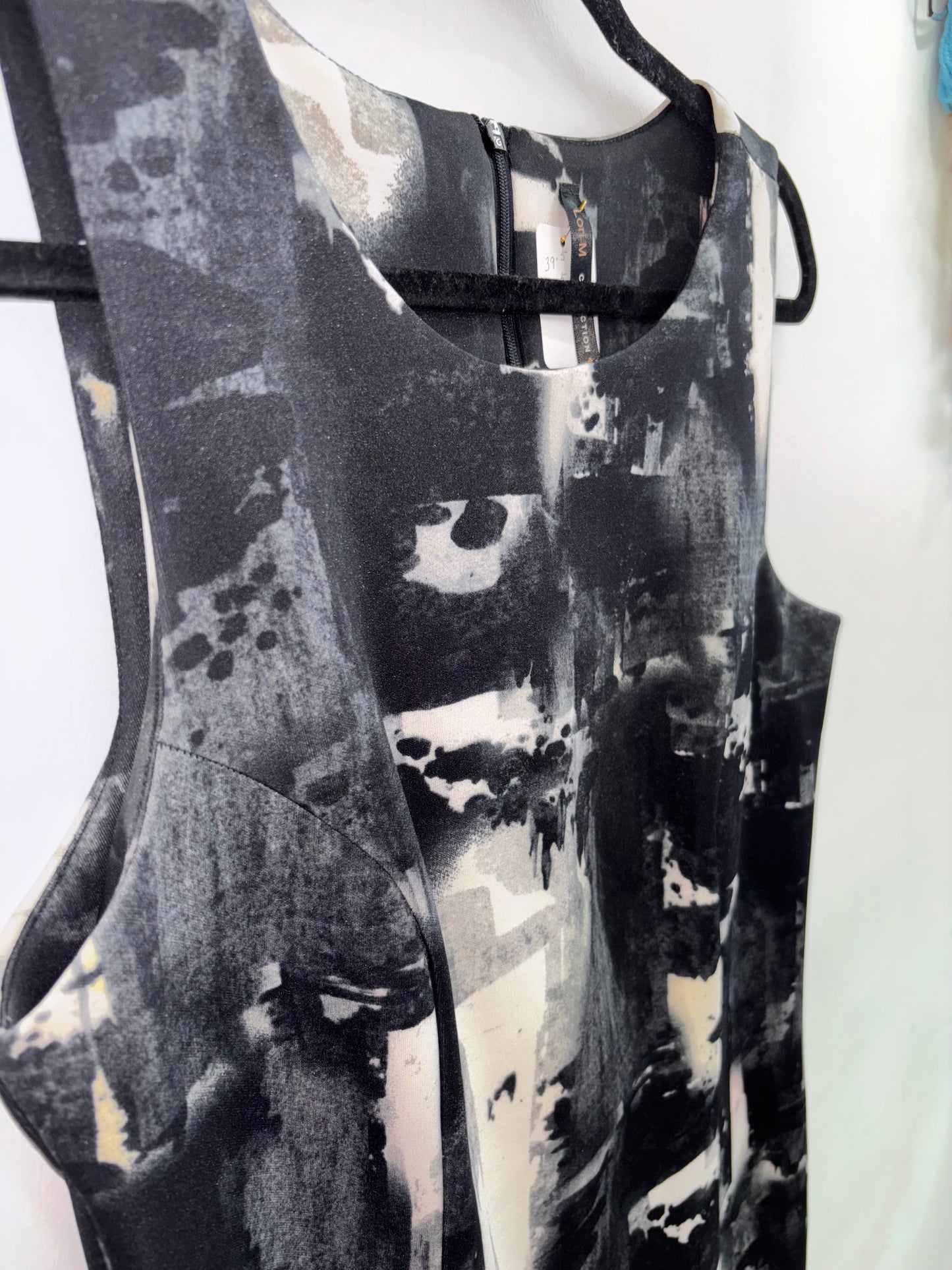 Robe Marblé Noir & Blanc LORI M COLLECTION - Grandeur: Large