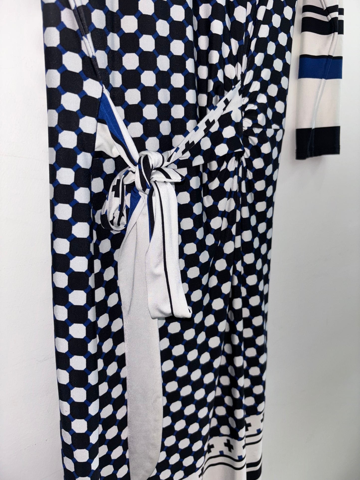 Robe motif FEMME - Grandeur: Small