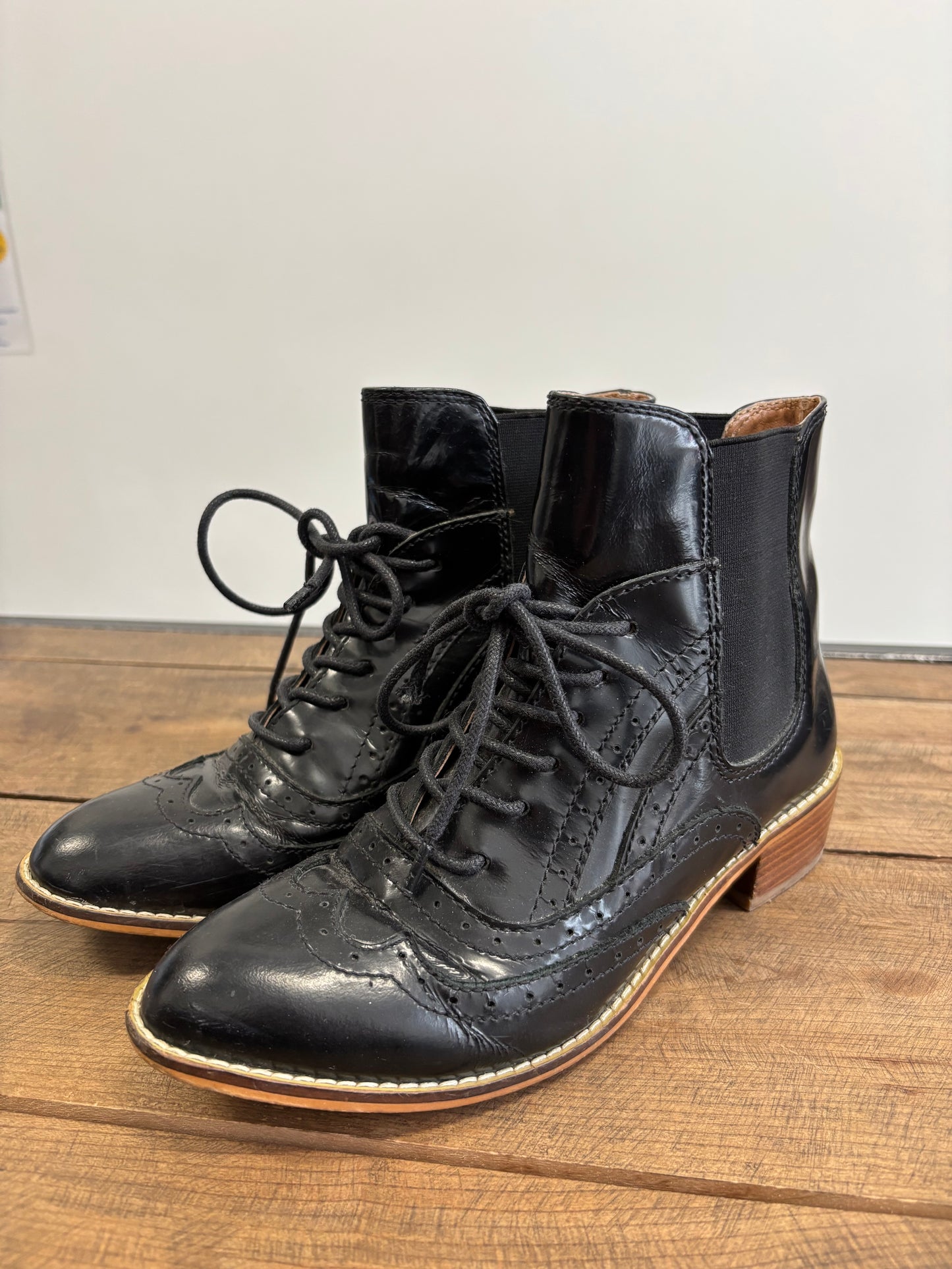 Bottions Noir Chic SHELLY'S LONDON